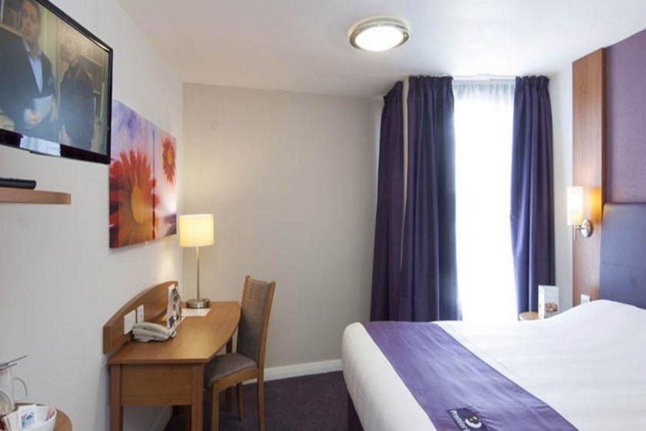 Premier Inn Lichfield North East Eksteriør billede