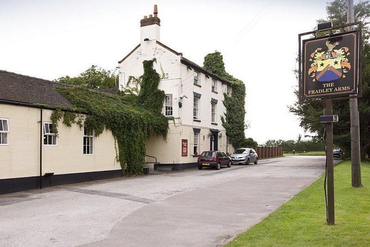 Premier Inn Lichfield North East Eksteriør billede