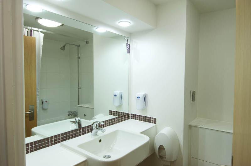 Premier Inn Lichfield North East Eksteriør billede